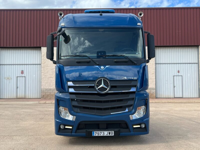 CABEZA TRACTORA MERCEDES ACTROS 1845 LS - Imagen 4