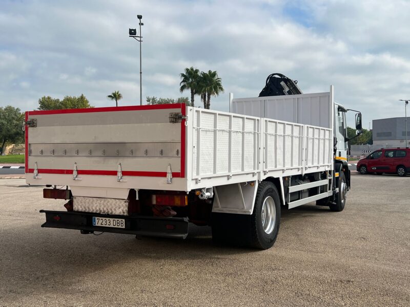 CAMION RIGIDO 4X2 IVECO EUROCARGO CON GRUA ATLAS 135.A2 - Imagen 12
