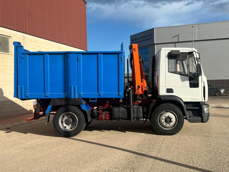CAMION IVECO EUROCARGO BASCULANTE Y GRUA PALFINGER PK8500 - Imagen 15