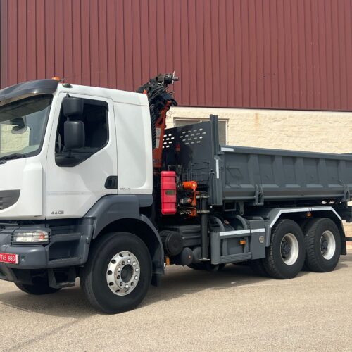 CAMION RENAULT KERAX 6X4 BASCULANTE Y GRUA