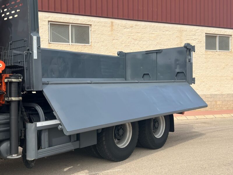 CAMION RENAULT KERAX 6X4 BASCULANTE Y GRUA - Imagen 20