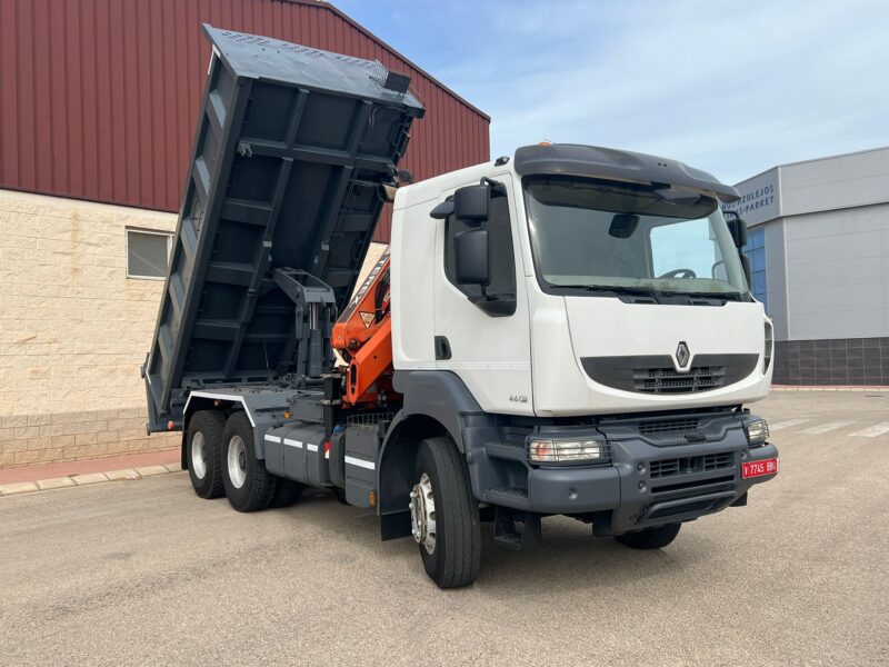 CAMION RENAULT KERAX 6X4 BASCULANTE Y GRUA - Imagen 37