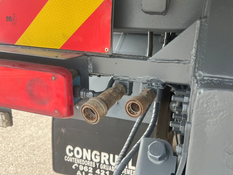 CAMION RENAULT KERAX 6X4 BASCULANTE Y GRUA - Imagen 47