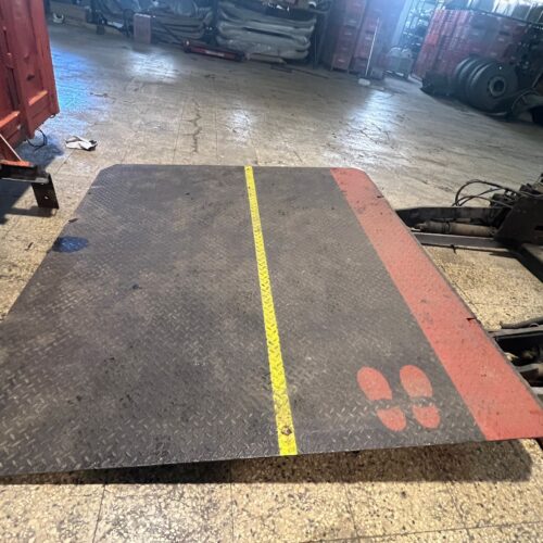 PUERTA ELEVADORA DHOLLANDIA DHLV DE 2500 KILOS
