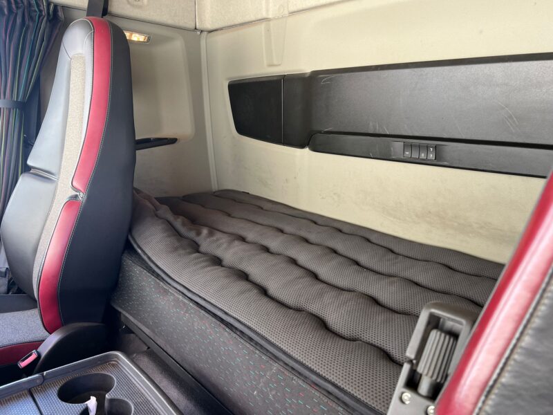 VOLVO FM500 SISTEMA GANCHO PORTACONTENEDORES - Imagen 22