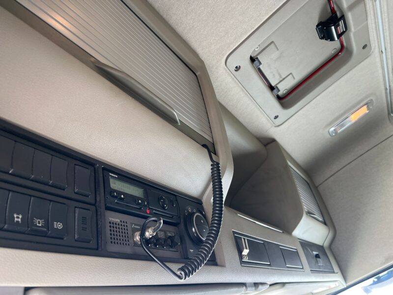 VOLVO FM500 SISTEMA GANCHO PORTACONTENEDORES - Imagen 25