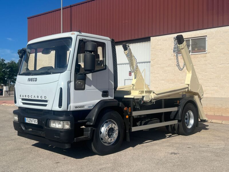 IVECO EUROCARGO 18E30 PORTACONTENEDORES DE CADENAS - Imagen 3