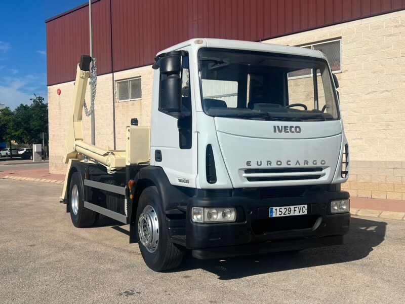 IVECO EUROCARGO 18E30 PORTACONTENEDORES DE CADENAS - Imagen 11