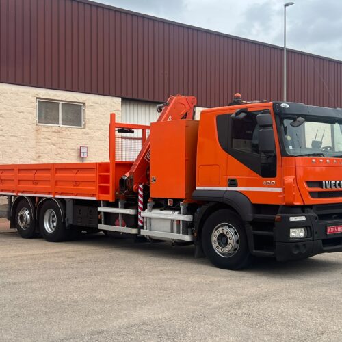 IVECO STRALIS 420CV CON GRUA FASSI F150A.23 CON RADIOMANDO