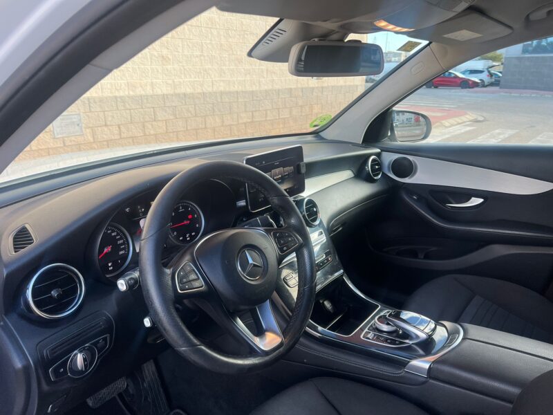 MERCEDES CLASE GLC 220D 4 MATIC  AMG - Imagen 14
