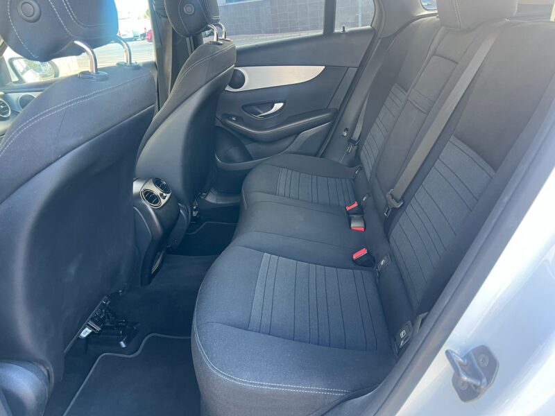 MERCEDES CLASE GLC 220D 4 MATIC  AMG - Imagen 16