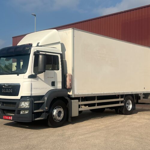 MAN TGS 18.320 CAJA CERRADA PAQUETERA