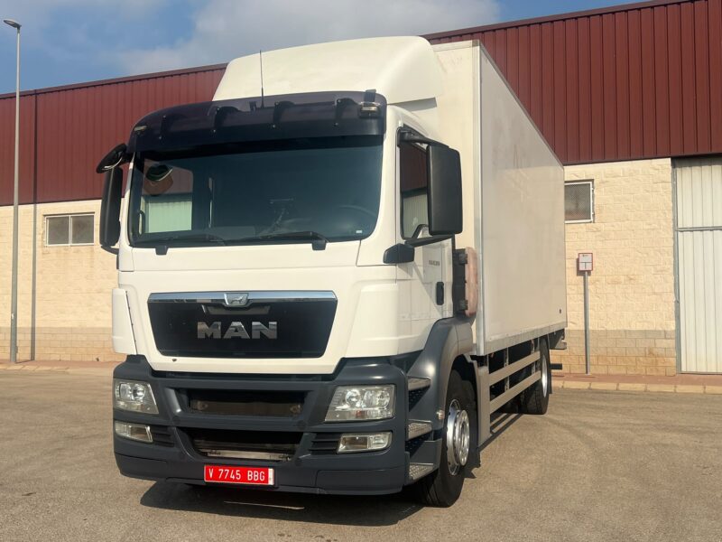MAN TGS 18.320 CAJA CERRADA PAQUETERA - Imagen 5
