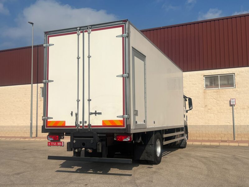 MAN TGS 18.320 CAJA CERRADA PAQUETERA - Imagen 13