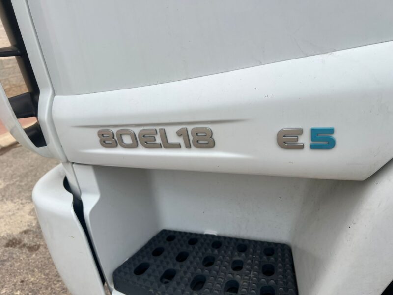CAMIÓN RÍGIDO 4x2 IVECO EUROCARGO 80EL18 PUERTA ELEVADORA - Imagen 12