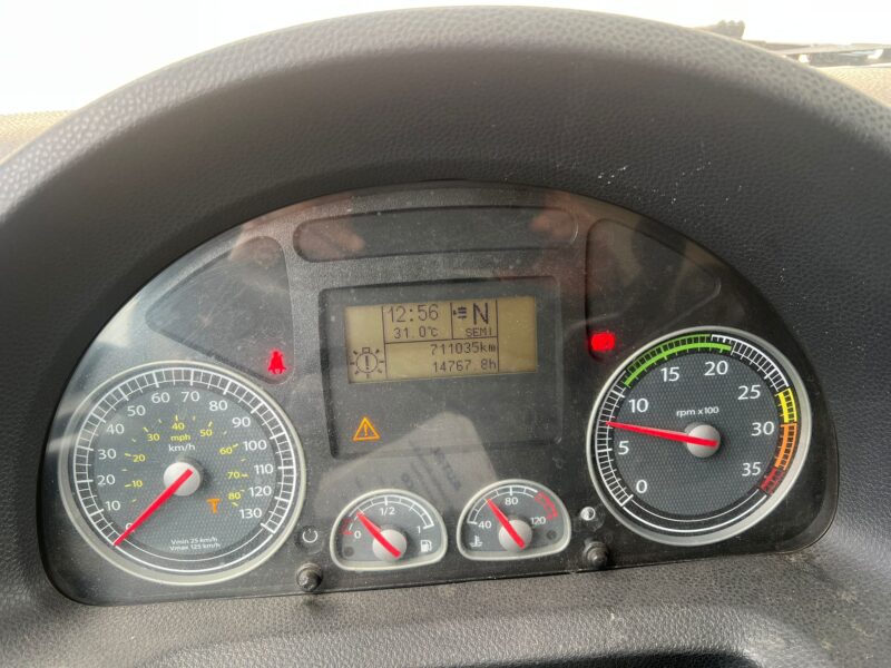 CAMIÓN RÍGIDO 4x2 IVECO EUROCARGO 80EL18 PUERTA ELEVADORA - Imagen 16