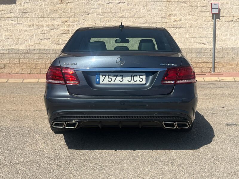 MERCEDES-BENZ E 220 CDI BLUETEC AVANTGARDE – AMG LINE - Imagen 8
