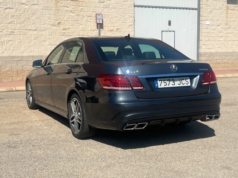 MERCEDES-BENZ E 220 CDI BLUETEC AVANTGARDE – AMG LINE - Imagen 14