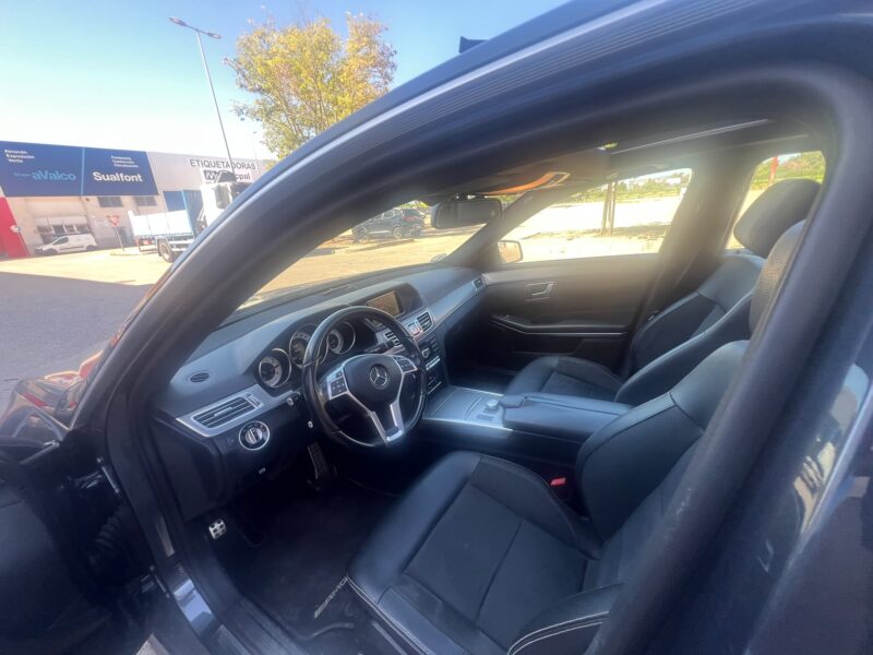 MERCEDES-BENZ E 220 CDI BLUETEC AVANTGARDE – AMG LINE - Imagen 16
