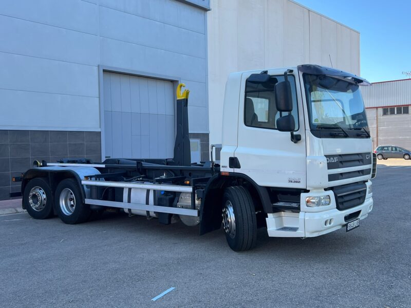 DAF CF75 360 GANCHO PORTACONTENEDORES MULTILIF - Imagen 9
