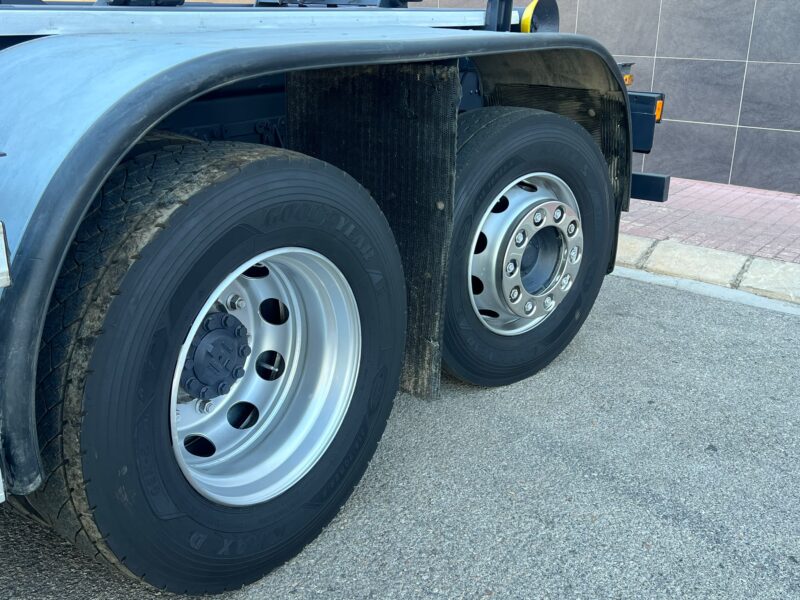 DAF CF75 360 GANCHO PORTACONTENEDORES MULTILIF - Imagen 10