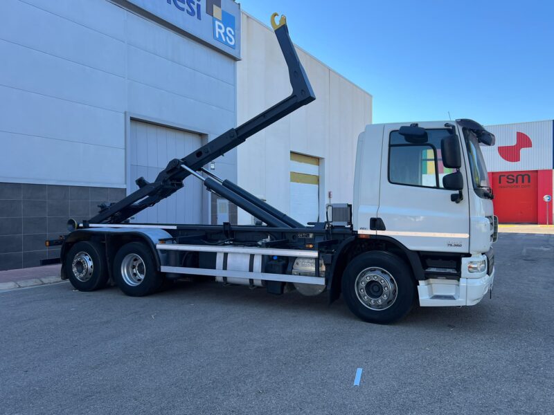 DAF CF75 360 GANCHO PORTACONTENEDORES MULTILIF - Imagen 13