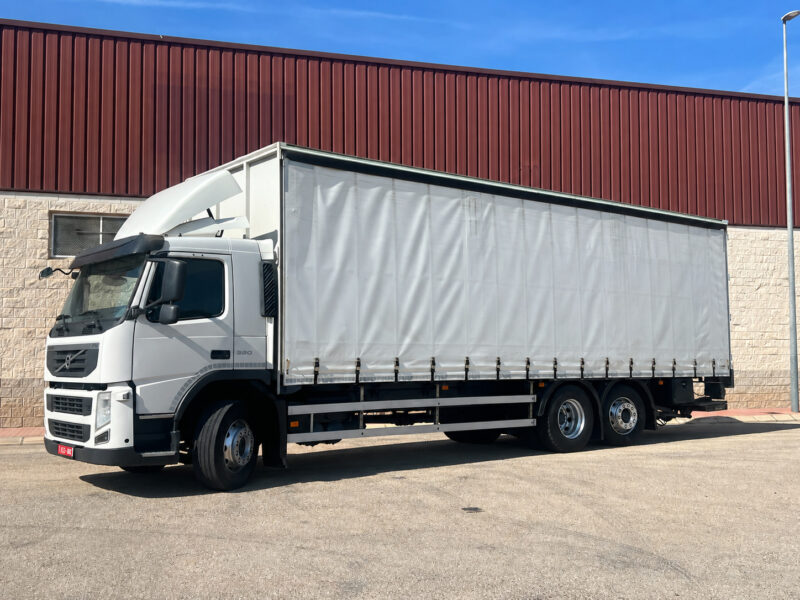 VOLVO FM300 CAJA TAULINER DE 9,20 LARGO CON PUERTA ELEVADORA - Imagen 8