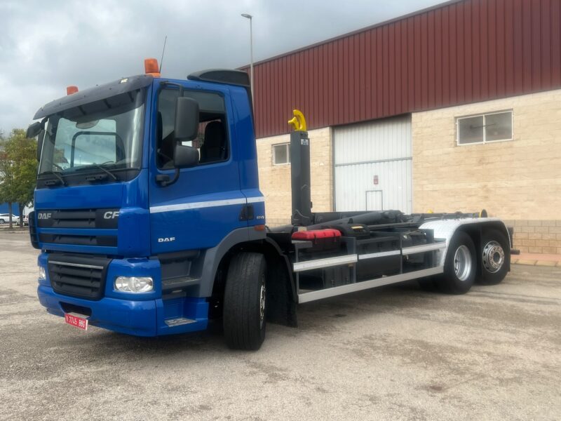 DAF CF85 GANCHO PORTACONTENEDORES 3º EJE DIRECCIONAL - Imagen 3