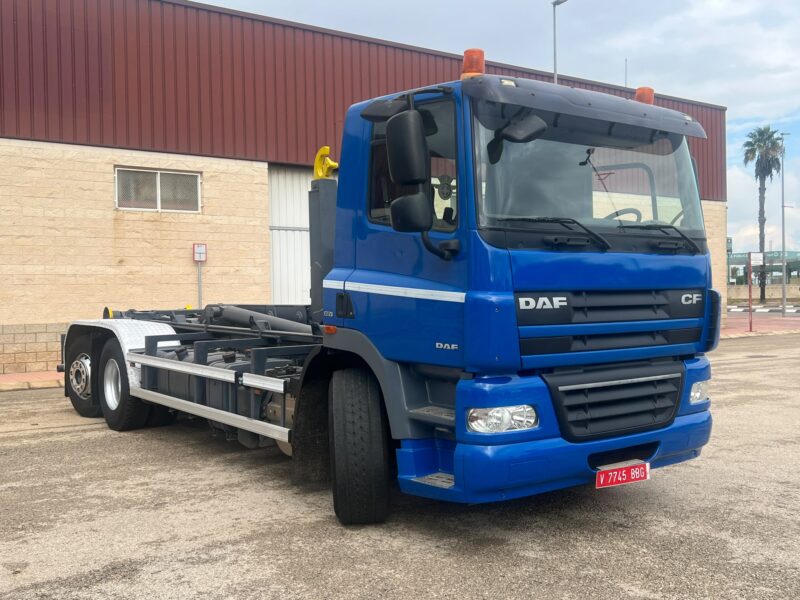 DAF CF85 GANCHO PORTACONTENEDORES 3º EJE DIRECCIONAL - Imagen 6