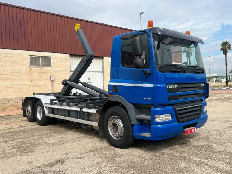 DAF CF85 GANCHO PORTACONTENEDORES 3º EJE DIRECCIONAL - Imagen 13