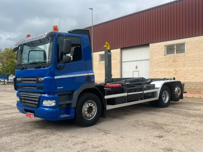 DAF CF85 GANCHO PORTACONTENEDORES 3º EJE DIRECCIONAL - Imagen 15