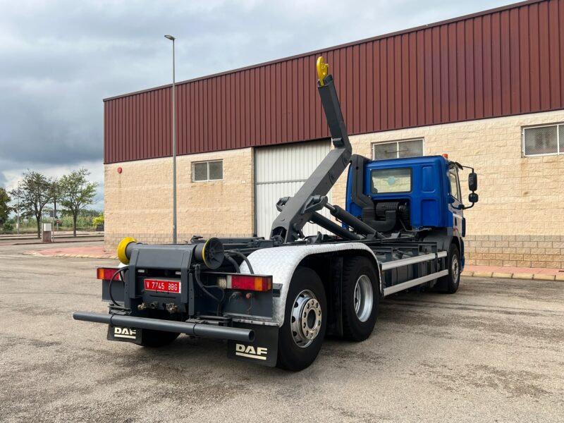DAF CF85 GANCHO PORTACONTENEDORES 3º EJE DIRECCIONAL - Imagen 16