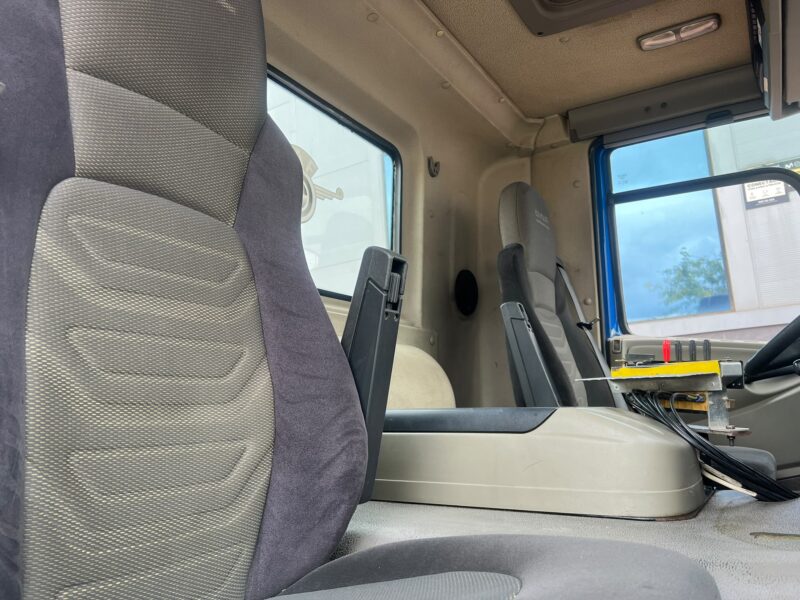 DAF CF85 GANCHO PORTACONTENEDORES 3º EJE DIRECCIONAL - Imagen 22
