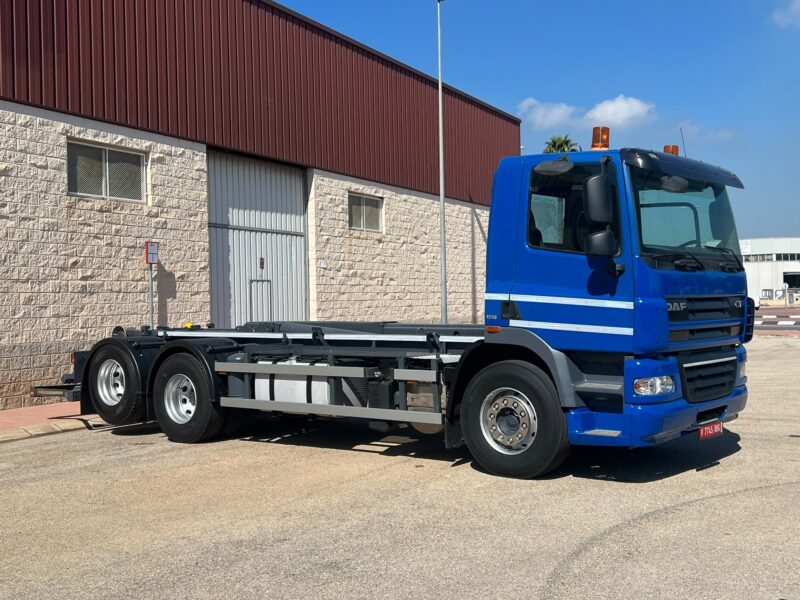 DAF CF85 360 GANCHO PORTACONTENEDORES VDL DE 21T - Imagen 9
